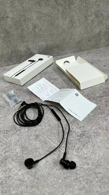 Picture of Xiaomi MI SDQEJ06WM Dual Driver 3.5mm Magnetic Earphone - CN Variant