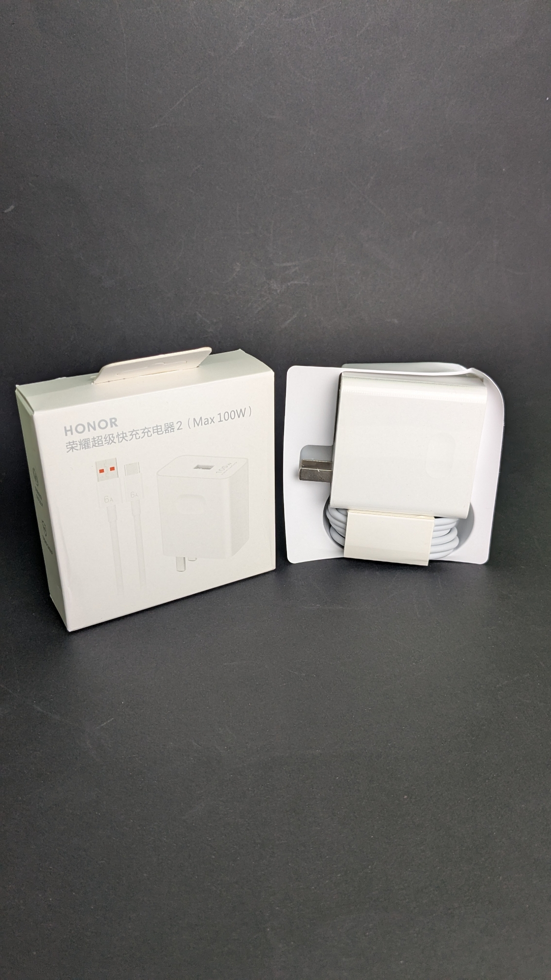 Picture of HONOR SuperCharge Power Adapter (Max 100W)