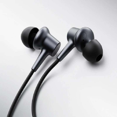 Picture of Xiaomi Mi In-Ear Basic 3.5mm In-Ear Wired Earphone BHR7670CN