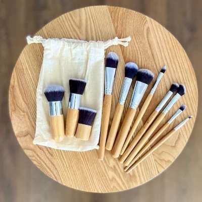 Picture of Professional Bamboo Brush Set of 11pcs - Makeup Brush set