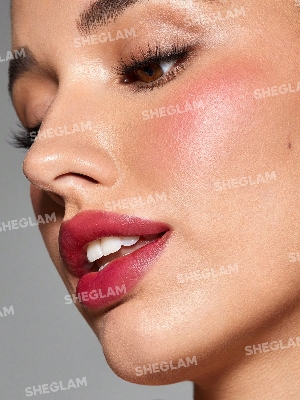 Picture of SHEGLAM - For The Flush Lip & Cheek Tint ● It's Chili (Strawberry)