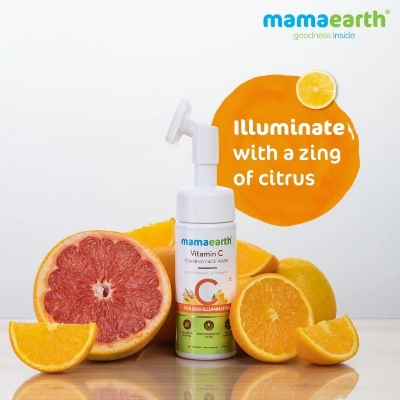 Picture of Mamaearth Vitamin C Foaming Face Wash with Vitamin C and Turmeric for Skin Illumination - 150ml