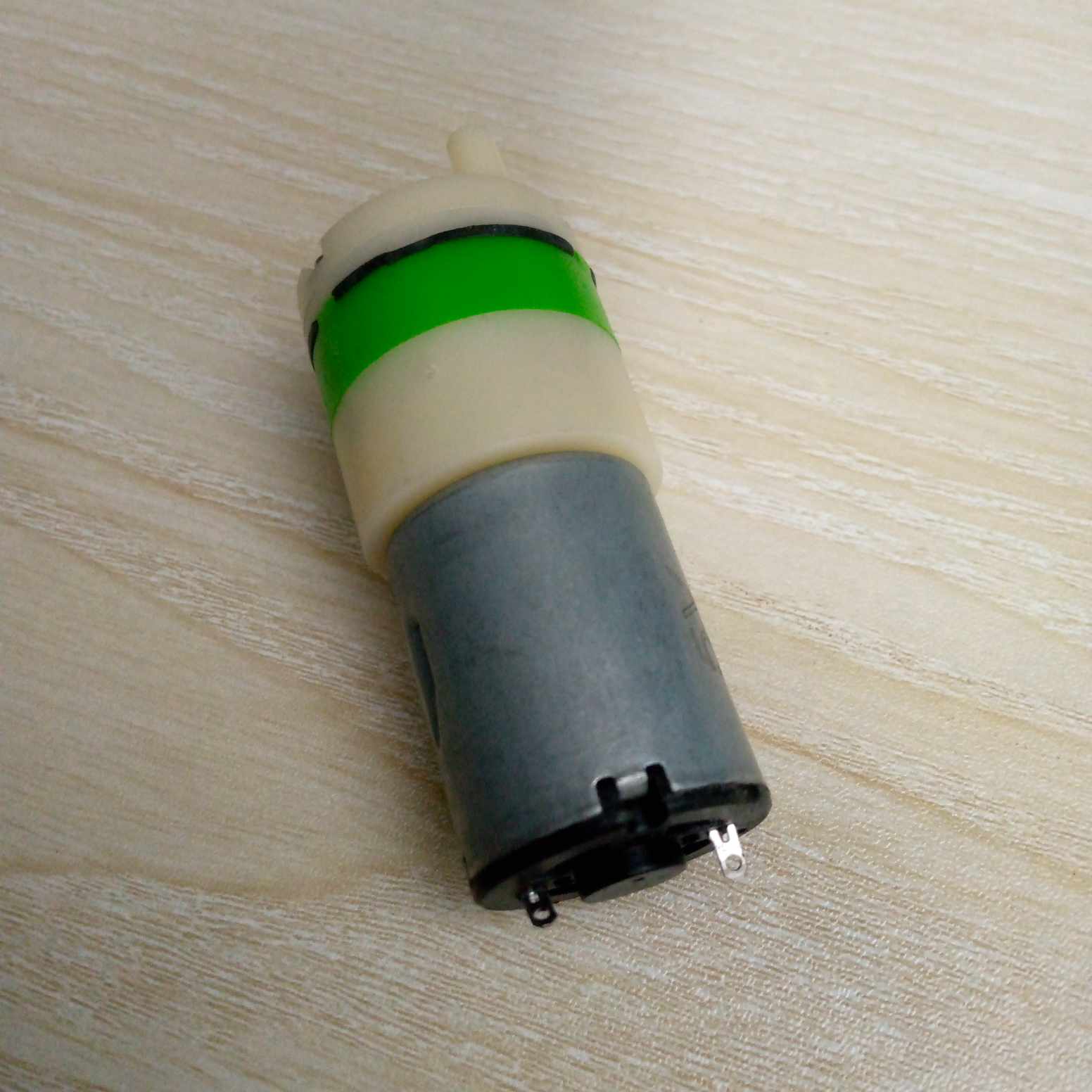 Picture of DUAL Pipes 370 Micro AIR Pumps DC 3V 6V 370 Portable Flow Vacuum Pump Air Compressors Ox-ygen Pump Fish Tank Folding Motor Air Exhaust Pipes