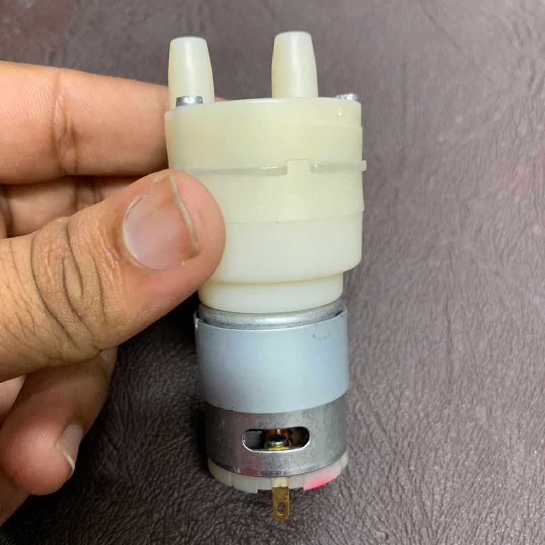 Picture of 385 Air Pump Dc 6V 12V 385 Compact Portable Flow Vacuum Pump Air Compressors Ox-Ygen Pump Fish Tank Folding Motor Exhaust Pipe - Aquarium Accessories