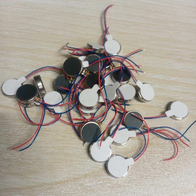 Picture of Vibration Motor Coin Type DC 3V 90mA 1034 12000 RPM Flat Coin Button Type Micro Linear Resonant Actuator With Strong Acceleration DC Vibrating Motor With Cables