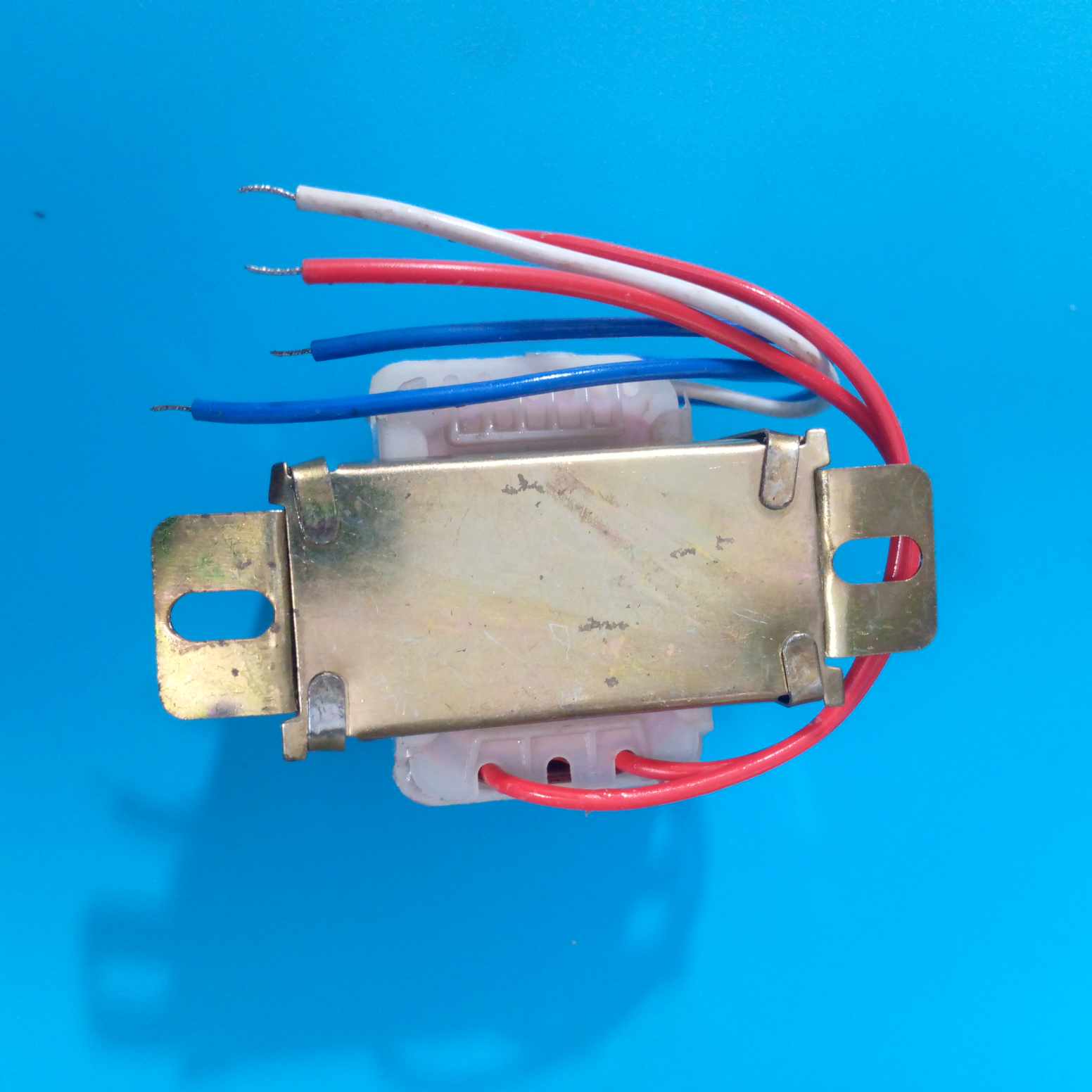 Picture of 1Amp 9V Transformer 9V-0-9V 1000mA Input AC 220V 50Hz Output DC 9V Volt 1A Step Down Transformers For Power Supplies Adapters Electronics Project DIY