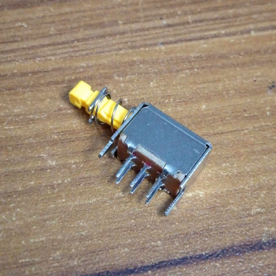 Picture of 10Pcs- PS-22E05 Metal Body Horizontal Type ON-OFF Switch 0.3A DC 50V 6 Pin Self Lock SWITCH For TV