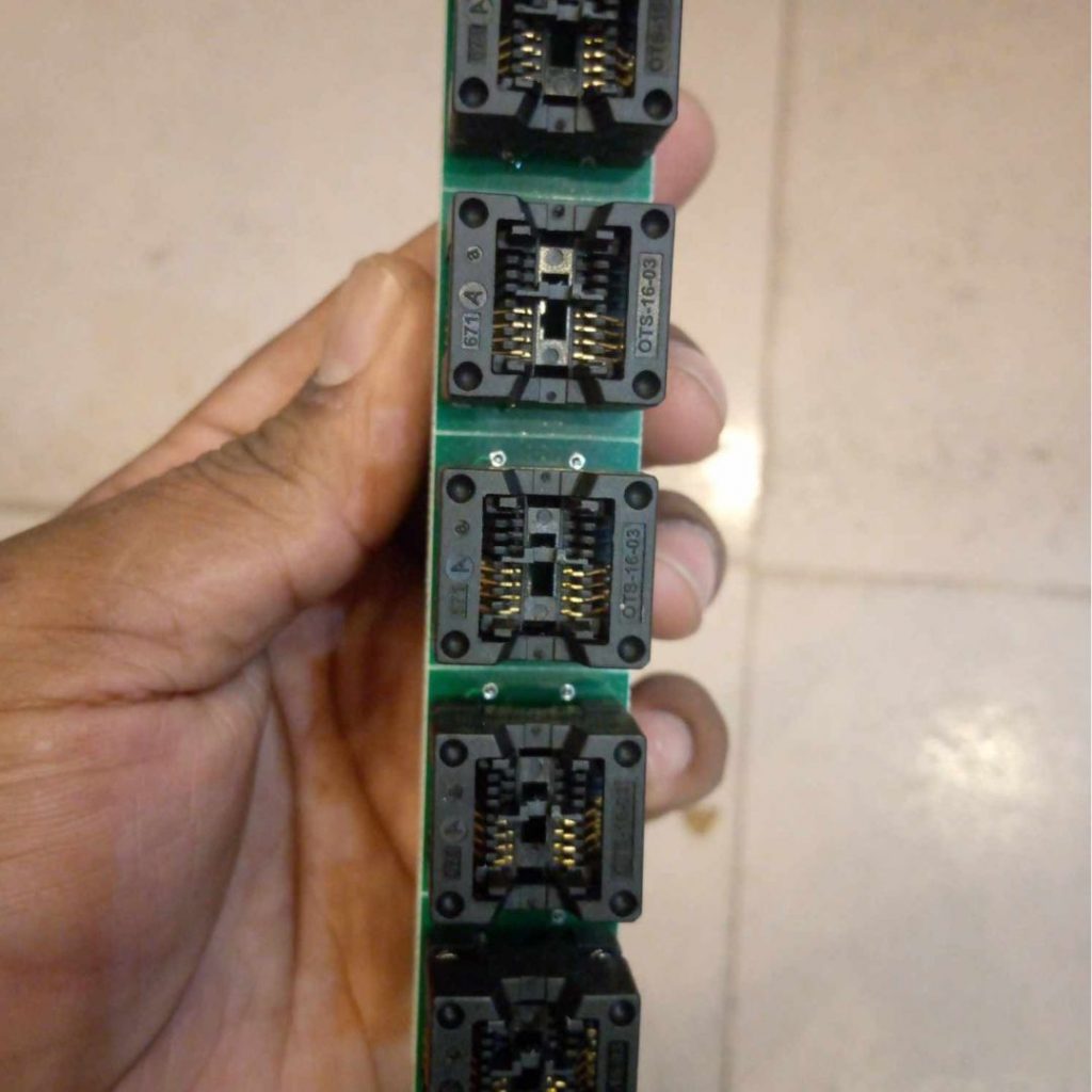 Picture of SOIC8 SOP8 To DIP8 Programmer Adapters Socket Converter Module 150mil For 25xx EEPROM Flash 8 Pin SMD Programming Leads