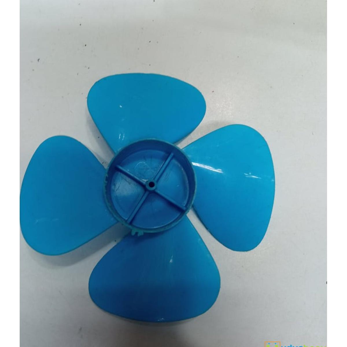 Picture of 2Pcs- 4 Blade DC Motor Fan For 180 Motor Mini Fans Four Leaf Fan Blade Diameter 60mm Shaft Diameter 2mm Plastic 4 Blade Fan