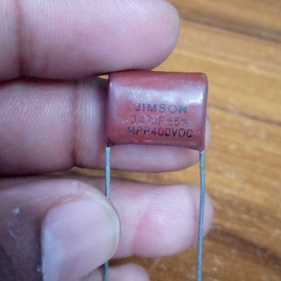 Picture of 5Pcs- METALLIZED 0.47uf 474 400V Metallized 474j 400V Polypropylene Capacitor Mylar 470nF Polyester Film Capacitors 2 Pin Leads Terminals Connections Leg