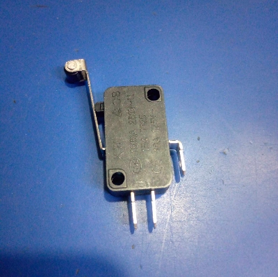 Picture of 3Pcs- 16A Limit Switch 3 Pin 16A 250VAC SPDT 3 Pin 20mm Long Straight Hinge Lever Arm Switch Micro Limit Switch Momentary Push Switch For 3D Printers CNC Machine DIY