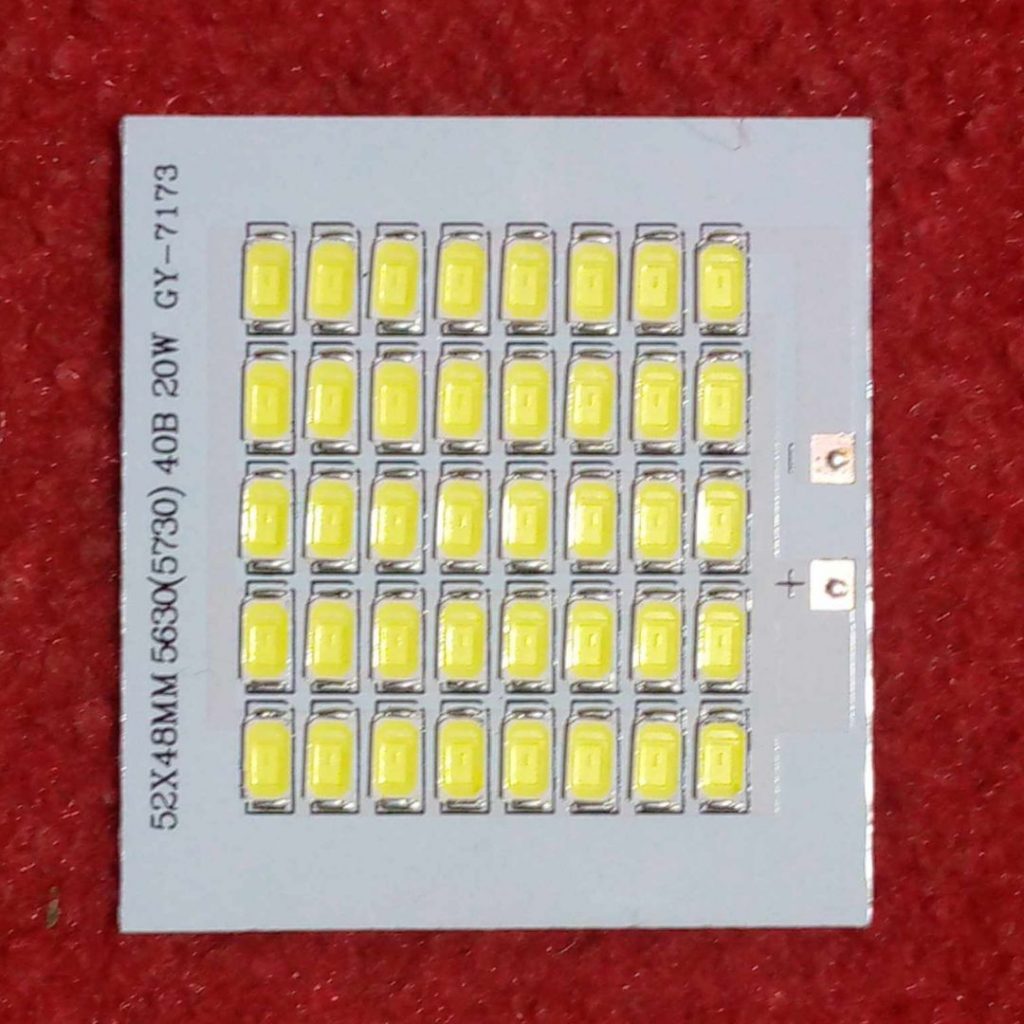 Picture of GY-7173  WHITE Color 3.7V 20W LED Light Bulbs 52x48mm 40 Pcs SMD LED White LED Light Bulbs 4V LED Light 3.7V LED Light 20W LED Light For 3.7V Battery