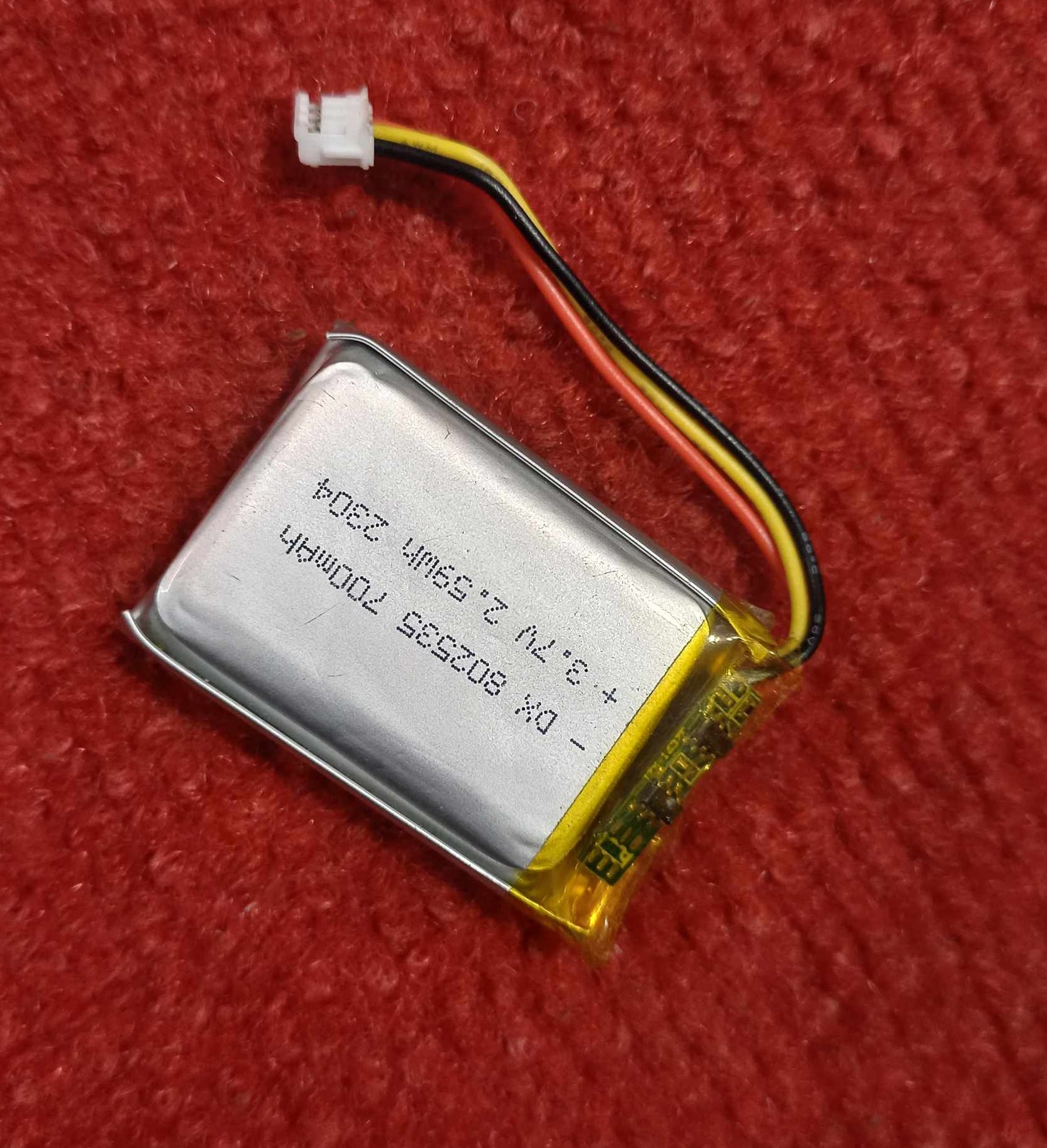 Picture of 700mAh Battery 3.7V Battery 2.59Wh Battery Size 35x25x8mm 3.7V Rechargeable Battery Lithium Battery 700mAh Rechargeable Battery 3 Wire 1.25mm JST Connector With Cables