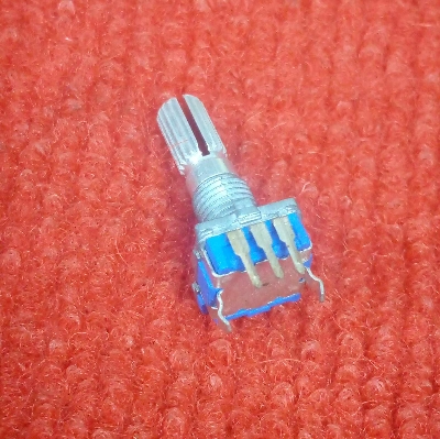 Picture of 3Pin UNIVERSAL Single Gang Rotary 3 Pin Linear Taper Pot Potentiometer Volume Controller Variable Resistor Potentiometer Single Gang Rotary Switches