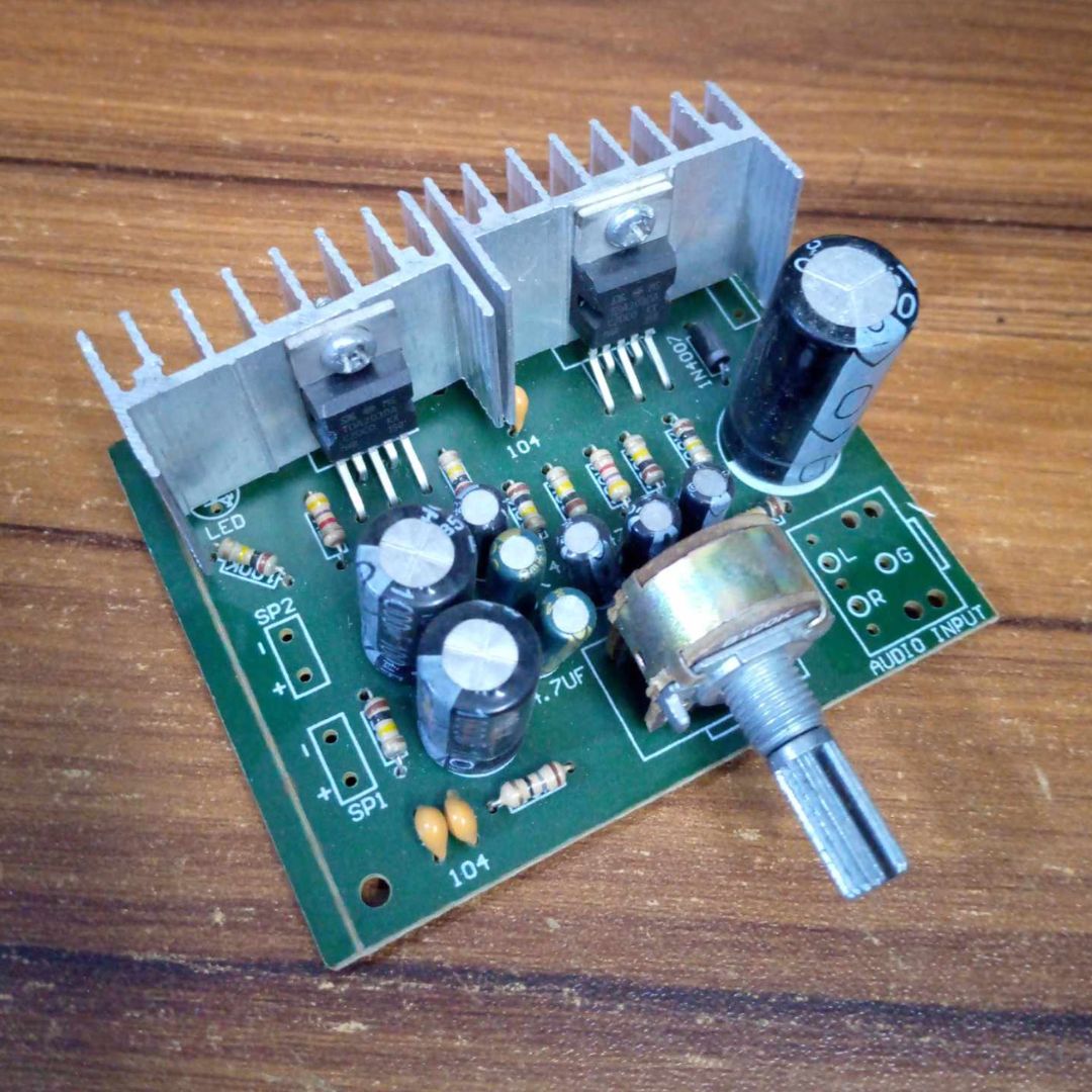 Picture of SINGLE Volume Dual IC BANGLADESHI TDA2030A Amplifiers Circuit Board 15W 15W Speakers TDA2030 Amplifiers Circuit Power DC 12 TDA2030 Subwoofer Amplifier Board 1CH Audio Circuit