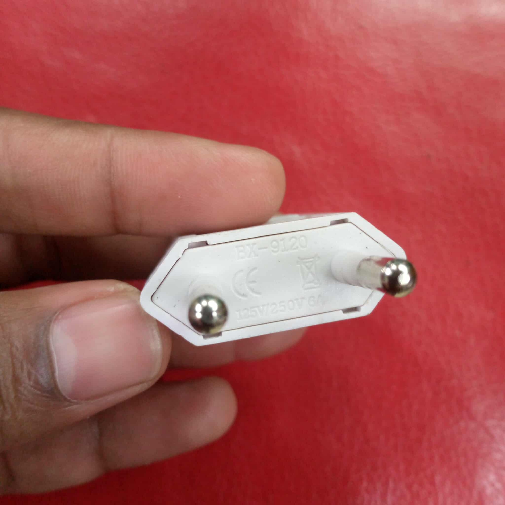 Picture of EU 2-Pin Plug To 2-Pin Socket Converter 250V 6A Multifunction Adapter