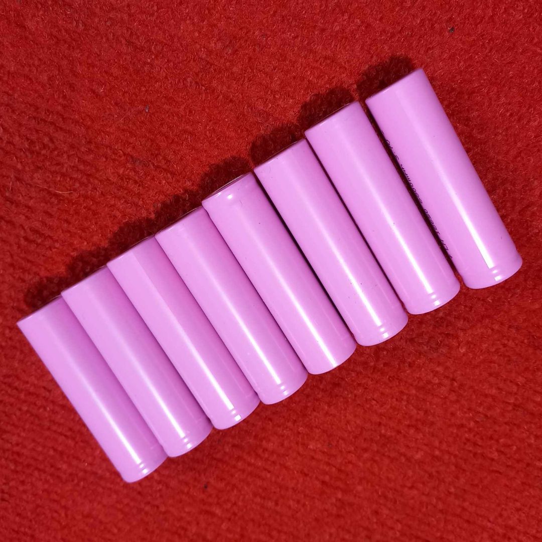 Picture of 8Pcs- 1200-6800mAh Battery 18650 Battery 3.7V 1200-6800mAh Rechargeable Battery 18650 Rechargeable Battery 3.7V Rechargeable Battery Lithium Battery 3.7V Battery For Power Bank Laptop Battery