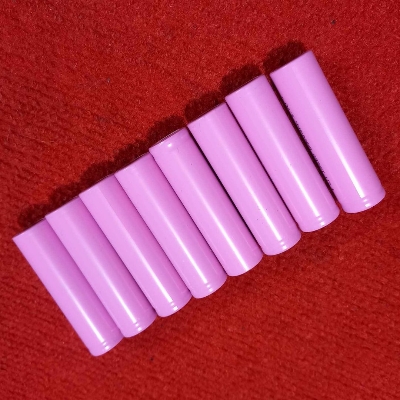 Picture of 8Pcs- 1200-6800mAh Battery 18650 Battery 3.7V 1200-6800mAh Rechargeable Battery 18650 Rechargeable Battery 3.7V Rechargeable Battery Lithium Battery 3.7V Battery For Power Bank Laptop Battery