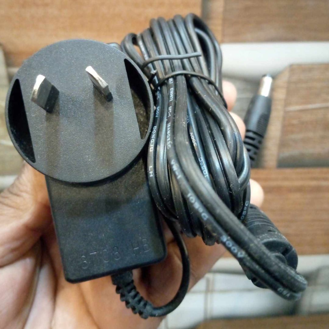 Picture of 2.5A 5V Chargers Adapters AC 220V To DC 5V 2.5A EU Plug Power Supply Adapter Charger 2.5A Charger 5V Adapters 2.5A - Minimalistic Sophistication