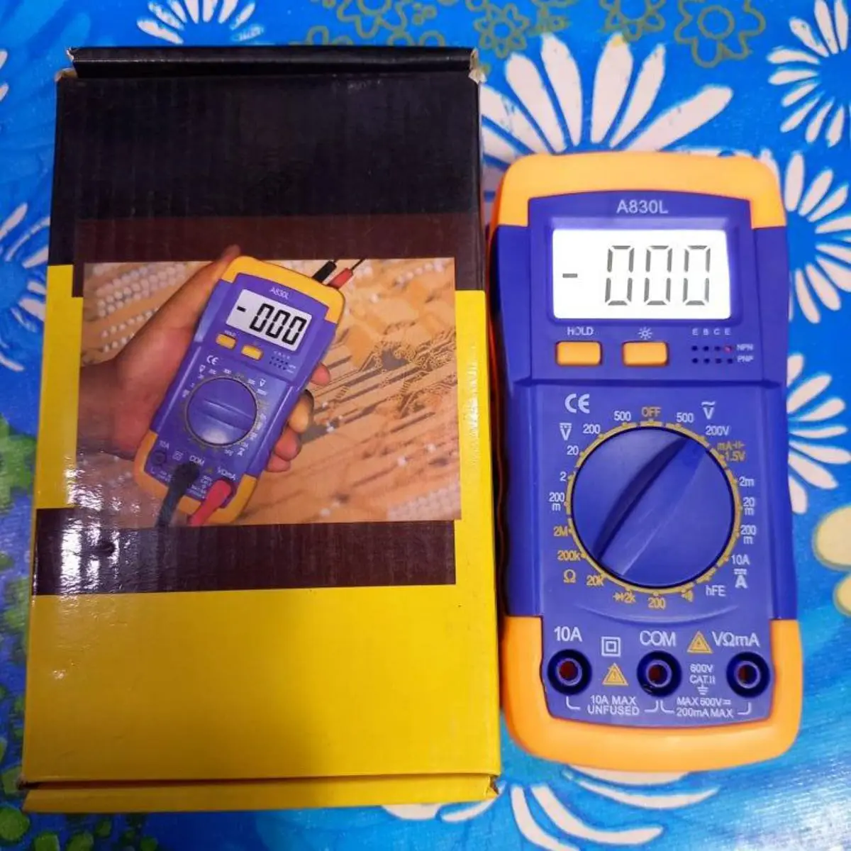 Picture of TOP CLASS A830L Multimeter 830L Digital Multimeter A830L Digital LCD Display With BACKLIGHT Button HOLD Button Diode Transistor Resistor DC AC Voltage Ampere Testers Tool