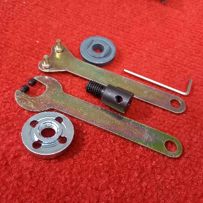 Picture of Single Tools M10 Shank ARBOR 775 Motor 5mm Motor Shaft M10 Shank ARBOR MANDREl Chuck Adapter Durable Saw Blade Sleeve Bench Use With 775 Motor For Polishing Cutting Engraving M10 5mm Shaft Tool Sets