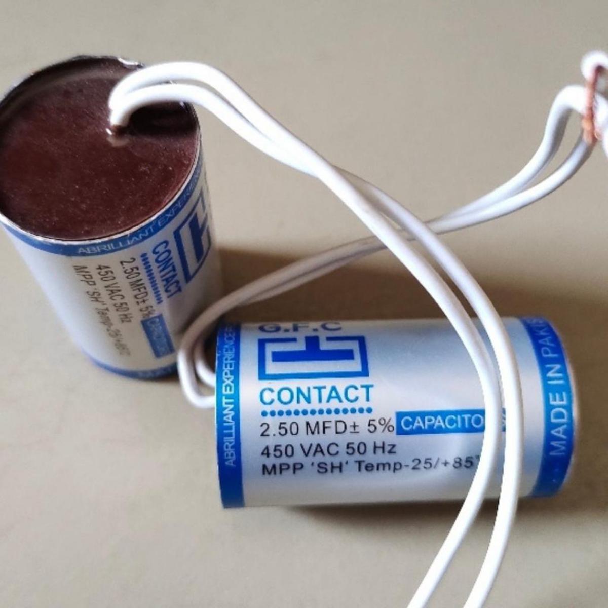 Picture of 2.5 MFD Ceiling Fan Capacitor Industrial Electric Fan Capacitor 2.5uF 50Hz 60Hz 450VAC Capacitor For Ceiling Fan Capacitor 2 Pin Leads Cables