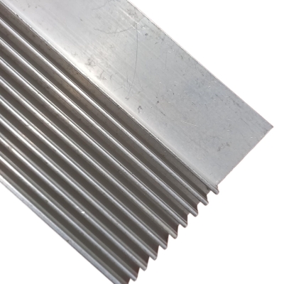 Picture of Long 4.25 Inch REDOUBLE Side Finned Aluminum Heatsink 4.25 Inch Aluminium Heatsink Cooling Radiator 4.25×3.5×1.1 Inch Aluminium Heat Sink Tools Sets Silver Tone Aluminum Heat Sink For Inverter Transistor IC 4.25 Inch Heatsink