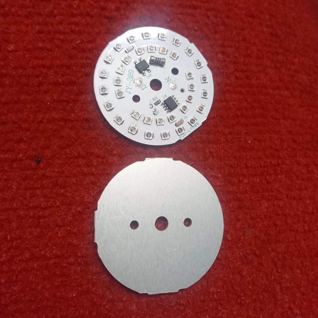 Picture of Round UV DIRECT AC 220V SMD LED Ultra Bright Clear Transparent 20mA Purple UV LED Diode Lights Emitting Diodes LEDs Bulb For Electronics Science Project Light General Purpose