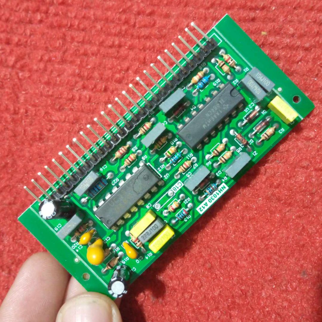 Picture of Double IC DIY Portable 220V 200A UC3846 Control CARD Three Phase Welding Machine Inverter P.C.B Circuit Board Welding Equipment Spot Mini Welder Set Pen