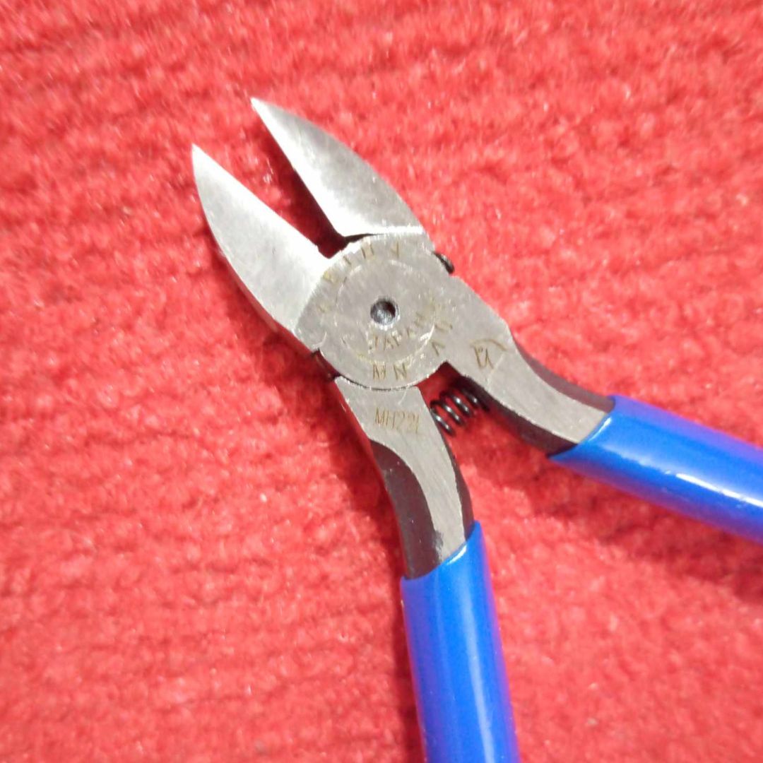 Picture of Wire Cutter Pliers KEIBA MN-A05 125mm 5″ Inch MIDGET Diagonal Beading Cable Wire Side Cutter Plier Jewelry Tool Mini Cutting Pliers Nippers