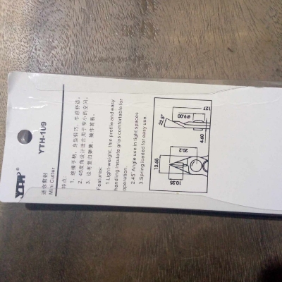 Picture of Wire Cutter Pliers YTH-109 127mm 5″ Inch Diagonal Side Cutting Nippers Professional Electronic Plastic Cutter Pliers Anti Slip Handle For P.C.B Shield Cutting