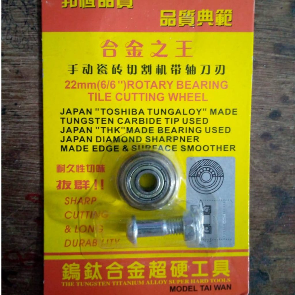 Picture of Tungsten Carbide Tile Cutting Wheel 7/8 Inch Scoring Wheel With Bolt & Lock Nut 22mm Rotary Bearing Tile Cutting Wheel Tools Sets