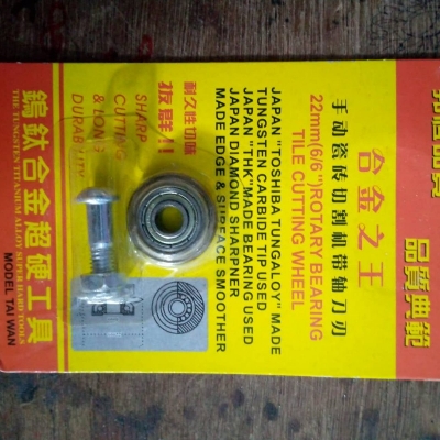 Picture of Tungsten Carbide Tile Cutting Wheel 7/8 Inch Scoring Wheel With Bolt & Lock Nut 22mm Rotary Bearing Tile Cutting Wheel Tools Sets