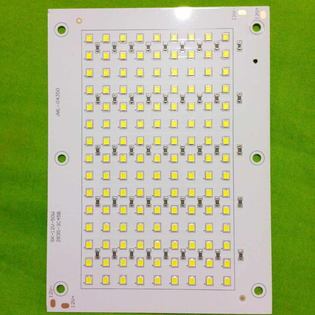 Picture of SK-12V-50W Direct 12V Solar LED Light White Color 150x110mm 135 Pcs LED DC 12V LED Light 50W White LED