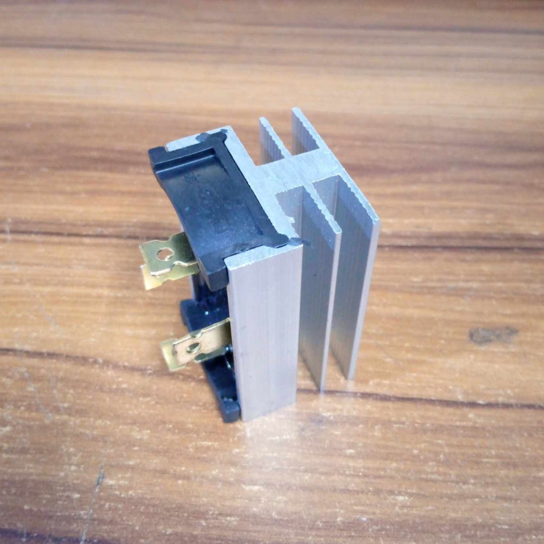 Picture of ORGINAL 4Pin BRIDGE Rectifier ZPQ 10A 1000V Three Phase Diode DC To AC Power Rectifier Silicon Full Wave Diode 4 Terminal Leads Bridge Rectifier Module With Heatsinks Cap