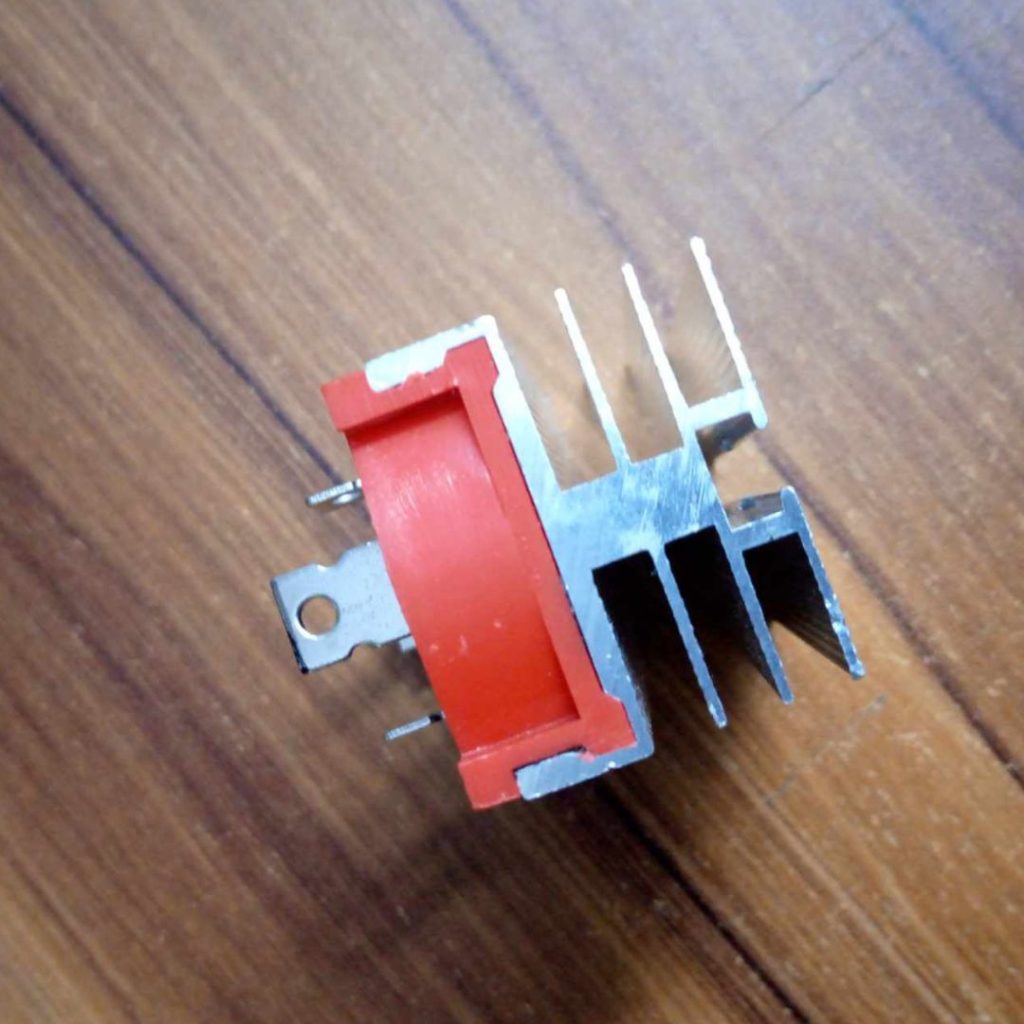 Picture of 4Pin BRIDGE Rectifier QL100A 1000V Three Phase Diode DC To AC Power Rectifier Silicon Full Wave Diode 4 Terminal Leads Bridge Rectifier Module With Heatsinks Cap