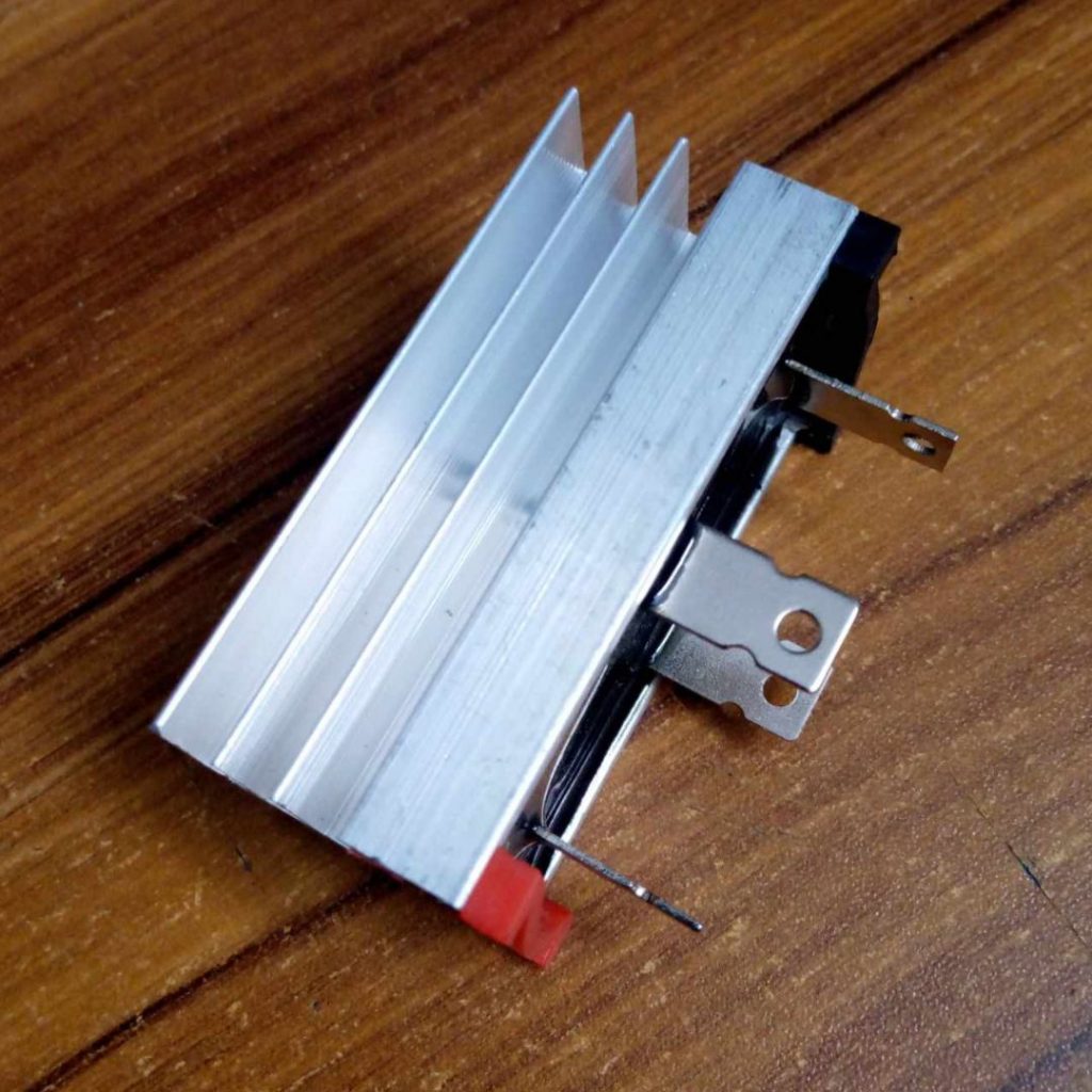 Picture of ORGINAL 4 Pin BRIDGE Rectifier QL100A 1000V Three Phase Diode DC To AC Power Rectifier Silicon Full Wave Diode 4 Terminal Leads 100A Bridge Rectifier With Heatsinks Cap 1000 Bridge Rectifier