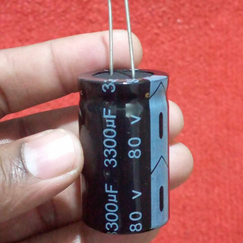 Picture of 3300uF 80V Capacitor RADIAL Electrolytic Capacitor 3300uF Capacitor 80V 3300uF Radial Polarized Aluminum Electrolytic Capacitors 2 Pin Leads Capacitor