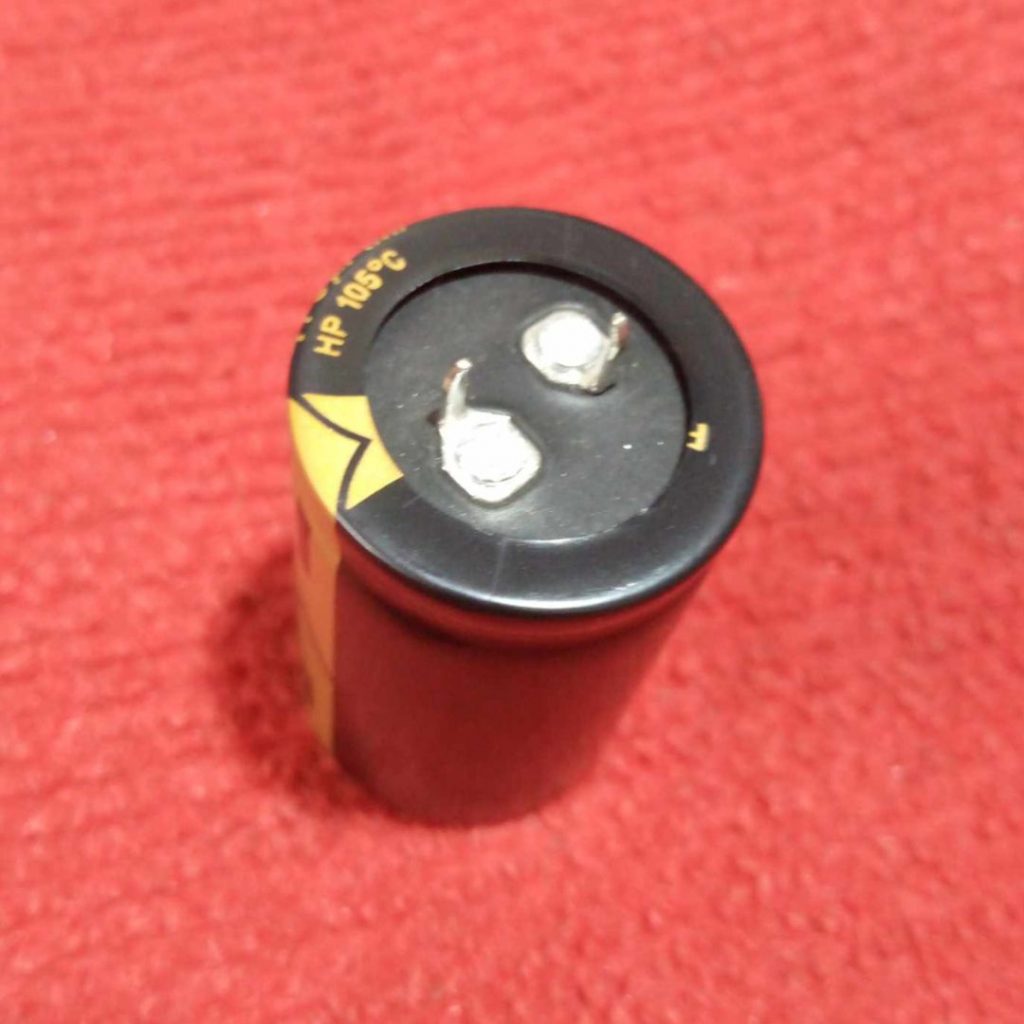 Picture of Better Quality 470uF 450V Capacitor For Welding Machine RADIAL Electrolytic Capacitor 470uF Capacitor 450V 470uF Capacitor Radial Pin Type Polarized Aluminum Electrolytic Capacitors 2 Pin Leads