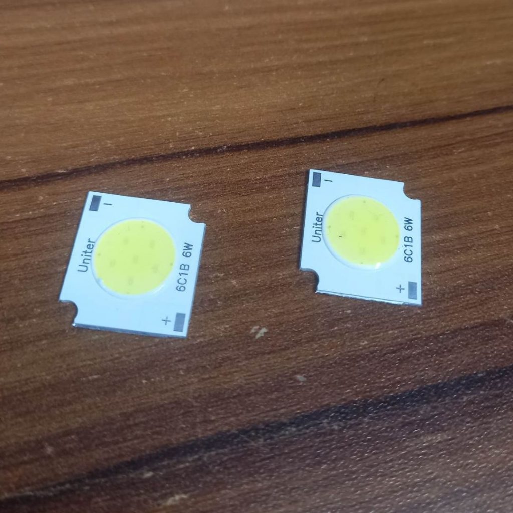 Picture of 6C1B 18x16mm WHITE 6W 15-17V COB SMD LED Light Chip 6W White LED Light 17V COB LED Light 6W LED Light COB LED Chip 17V COB LED Chip 6W Light Bulbs