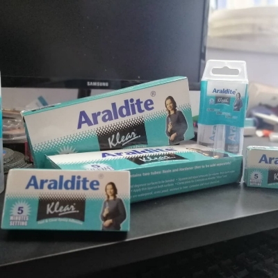 Picture of 5 Minutes Settings INDIAN Rapid Steel Araldite Standard Epoxy Adhesive 10gm Glue Use For Plastic Rubber Ceramic Wood Glass Metal Concrete