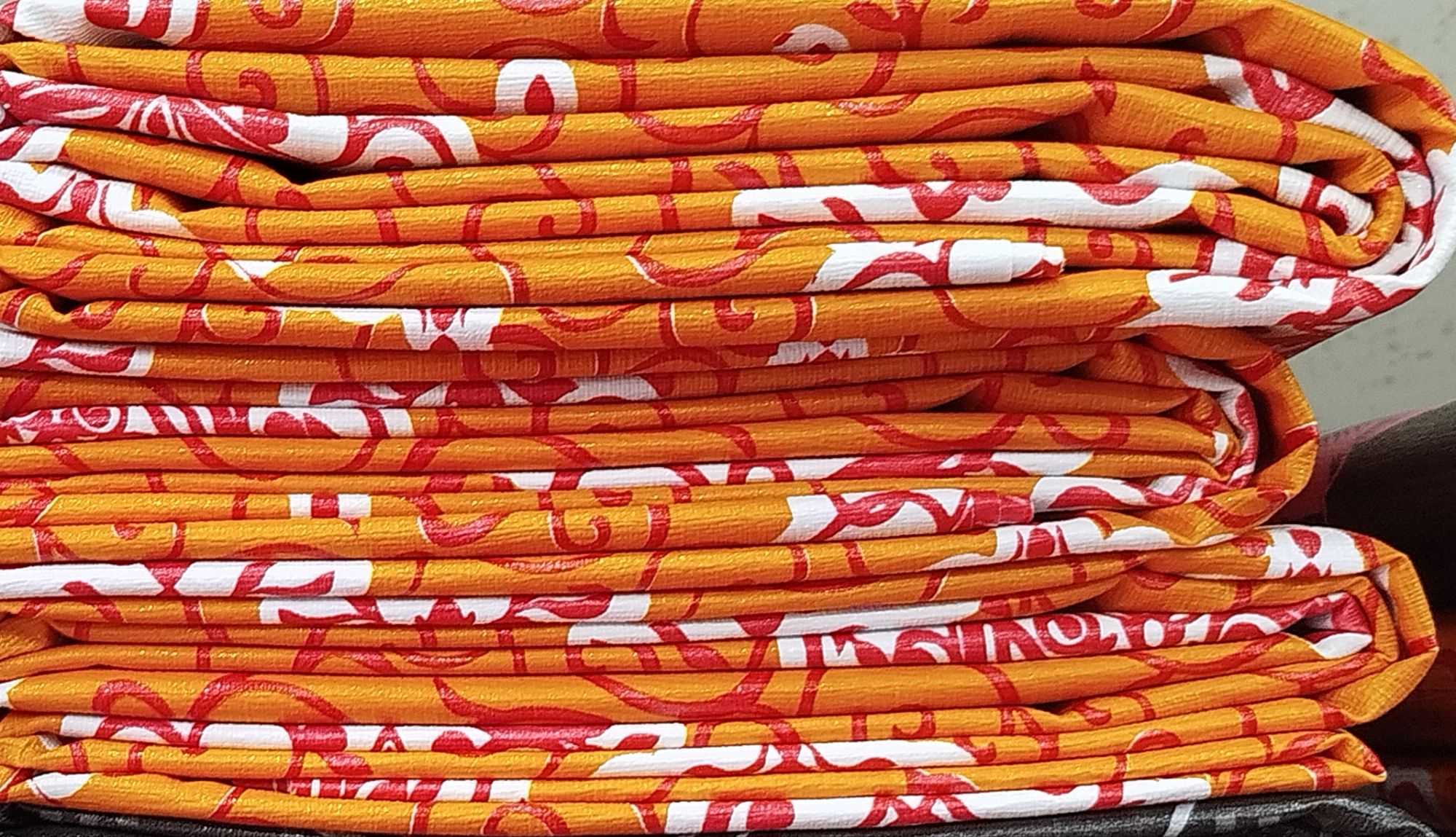 Picture of Waterproof Bed Sheet Rexin 5hat x 4hat, full bed urin ptotector for baby and old man lether rexin full bed cover