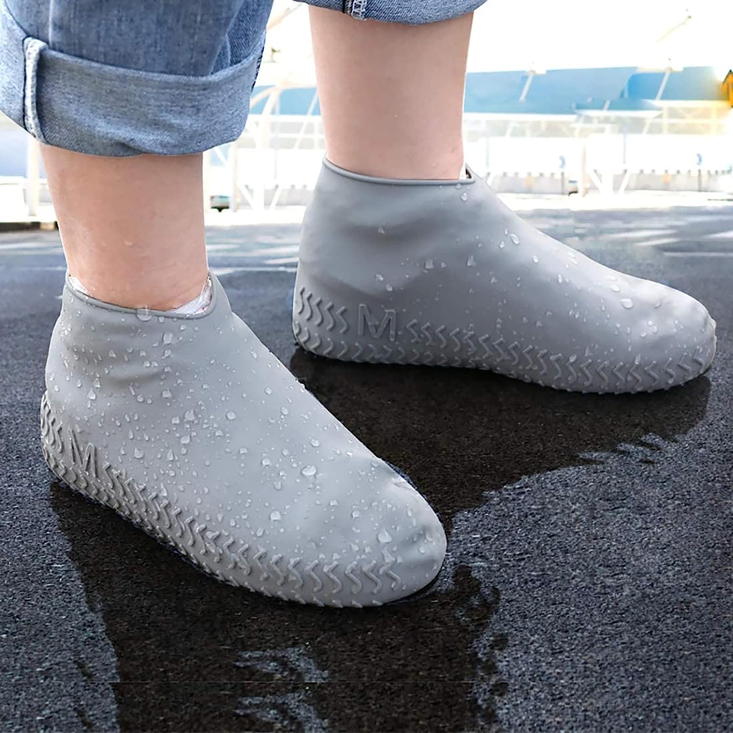 Picture of Waterproof Silicone Shoe Covers Reusable Non-Slip Wear-Resistant Rain Shoe Covers Protector Anti-Slip Boot For Outdoor Rainy Day