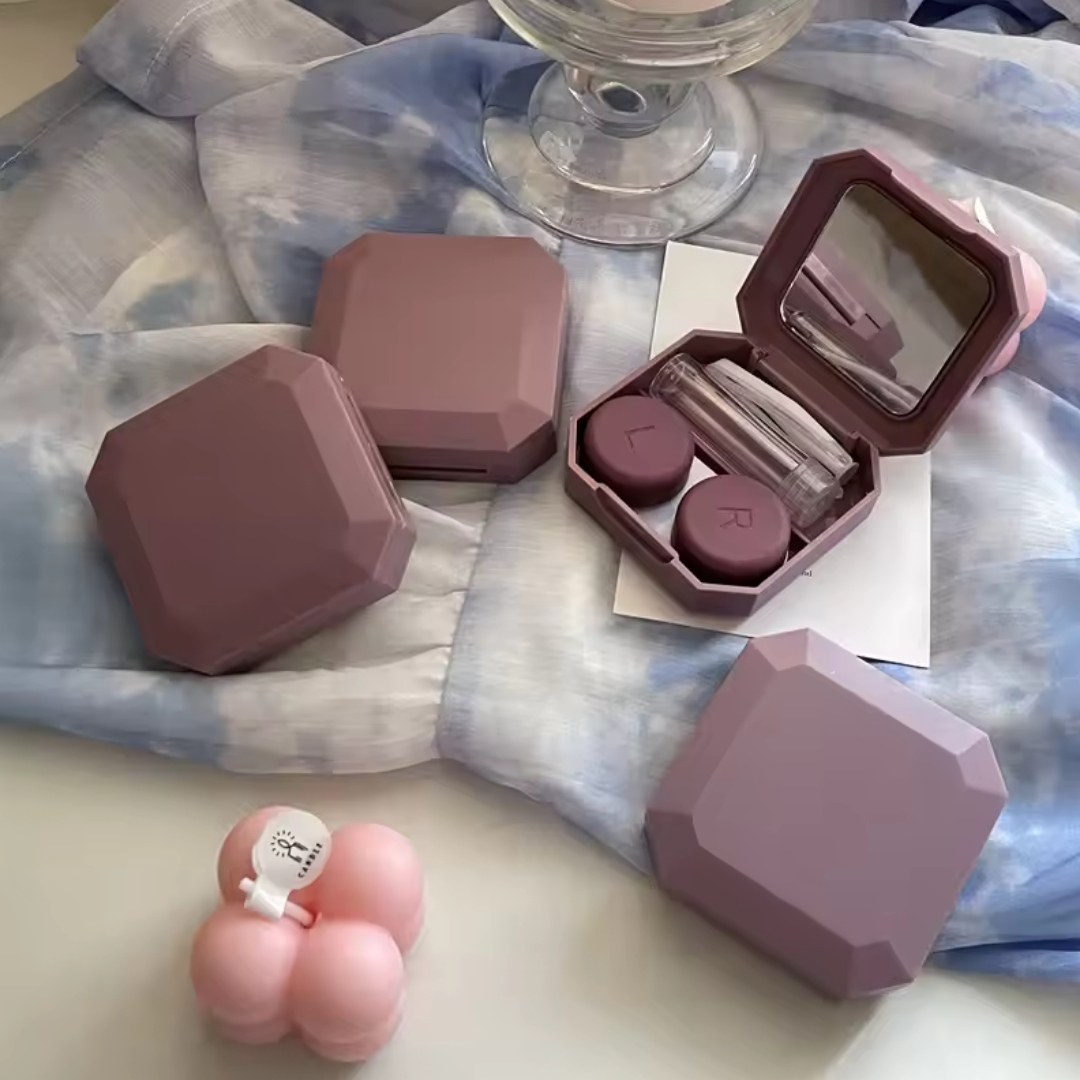 Picture of New Portable Pink Diamond Shape Contact lences Box Holder with Tweezers Remover Tool Solution Bottle Kit for Daily Outdoor Use,tour & travel. New design and Authentic quality Travel Kit Of all type Of Contact lens. #diamondkit