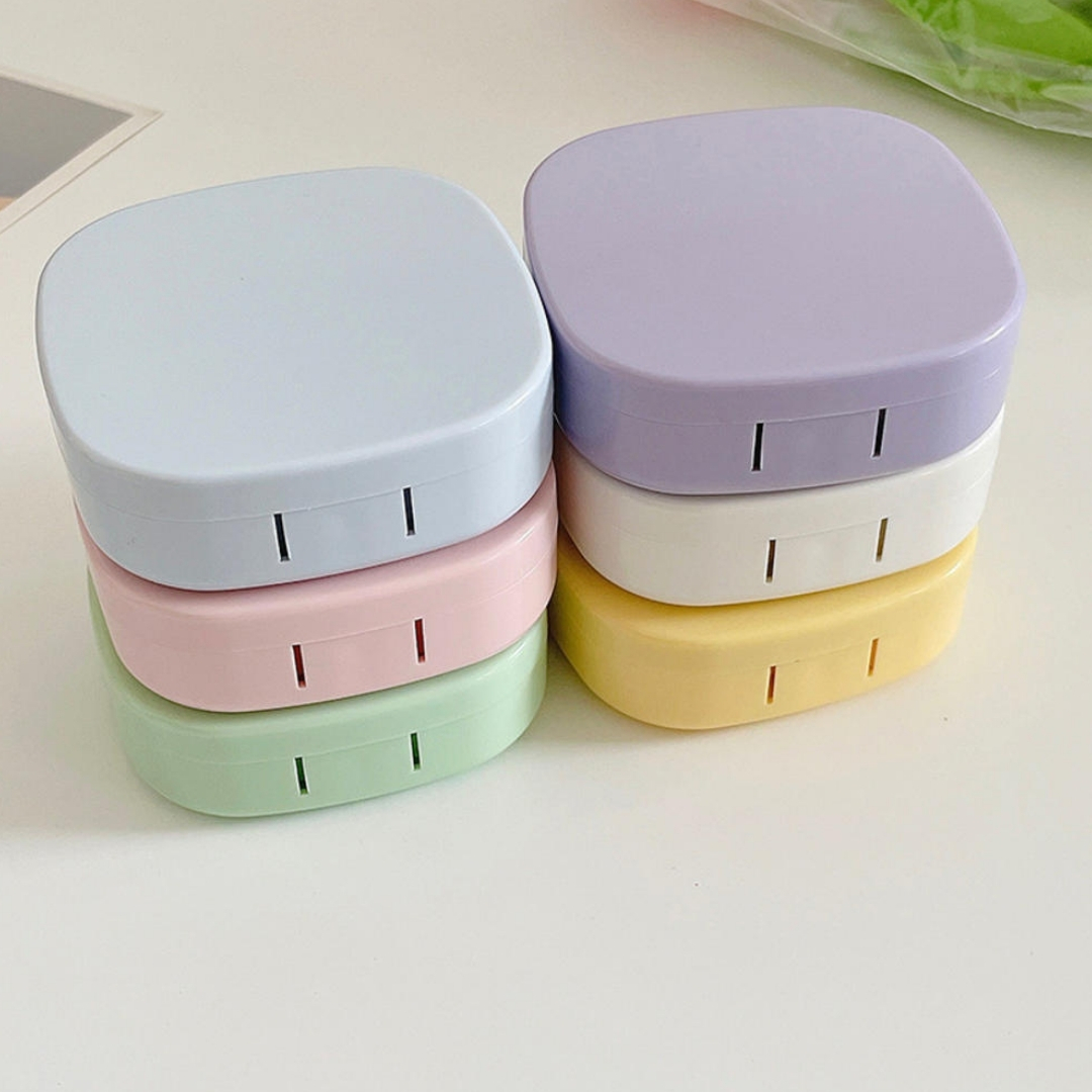 Picture of New Big Size 1pair Round Square Shape Contact Lenses Storage with Mirror, Applicator,Tweezer and solution Bottle for tour,travel and Outdoor new design and othentic quality Travel Kit Of all type Of Contact lens #solidkitbox