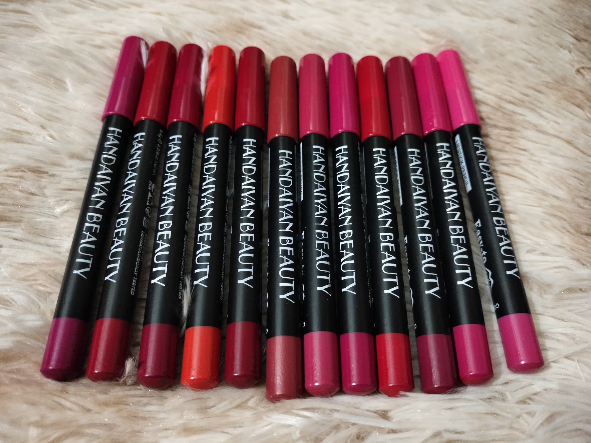 Picture of Handaiyan beauty lipstick pencil 12 piecs set