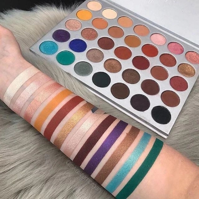 Picture of 35 Color Matte Eyeshadow Pallets