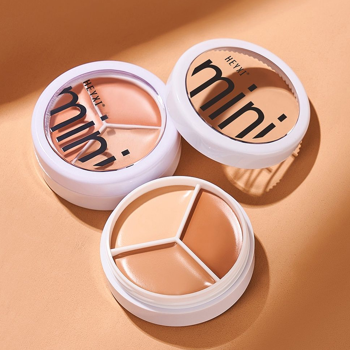 Picture of Sweet 3-in-1 Concealer Puff-Free Beauty Makeup Product