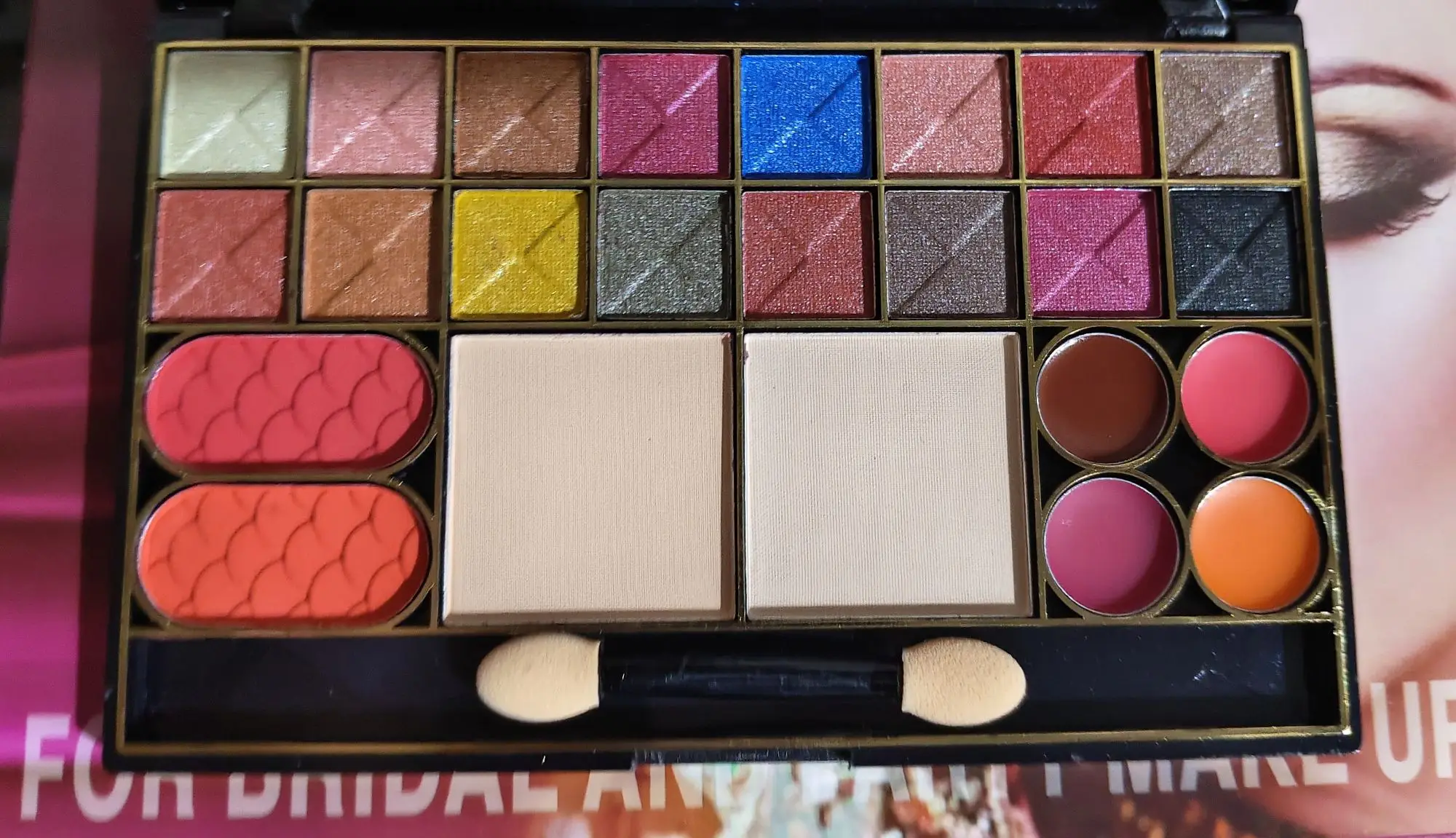 Picture of Miss Ayman 24 Color  Make-up Box & Eyeshadow