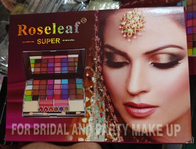 Picture of Roseleaf 44 Color Eyeshadow Make-up Kit